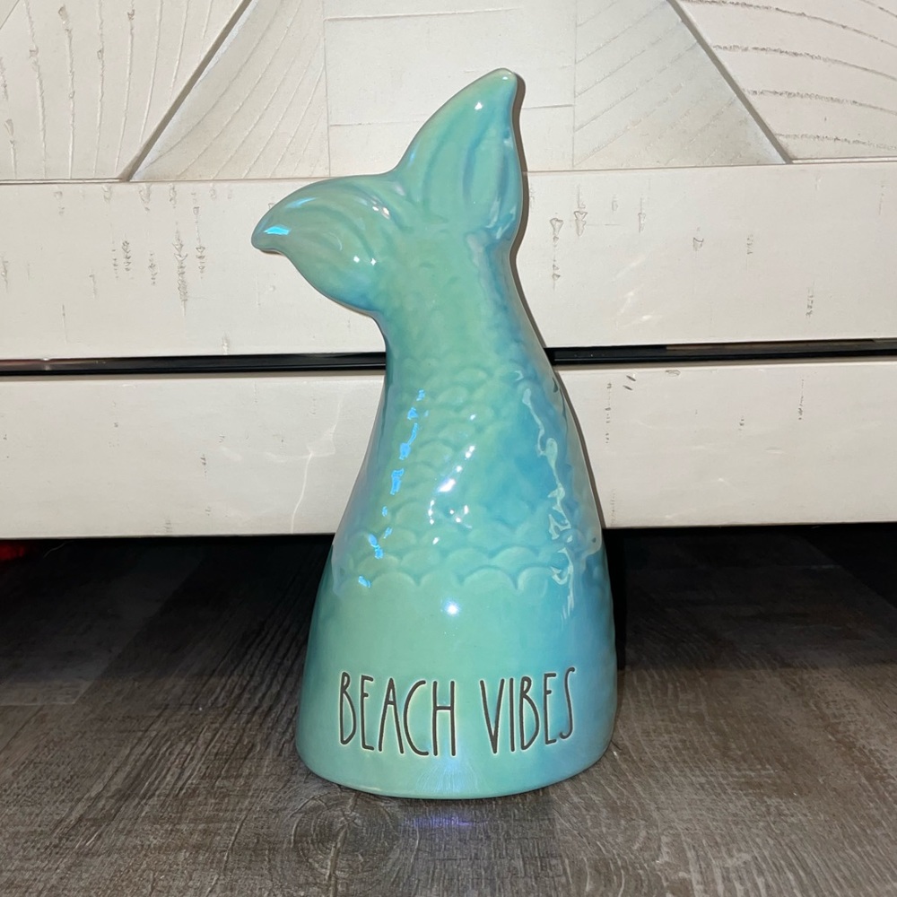 Rae Dunn BEACH VIBES mermaid tail.